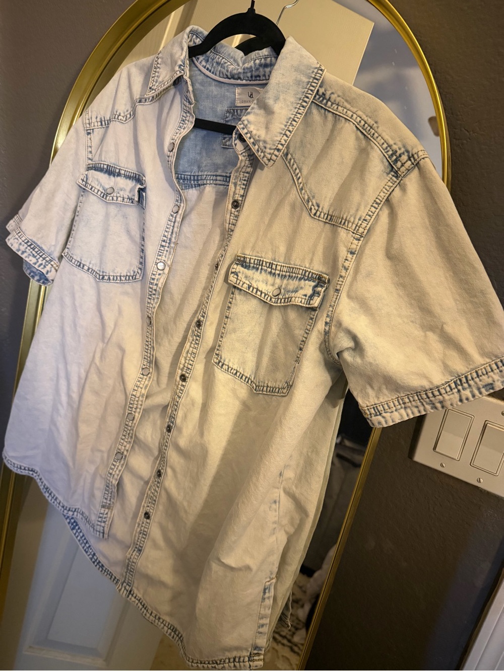 Light Wash Denim Short-Sleeve Button-Down Shirt - Women